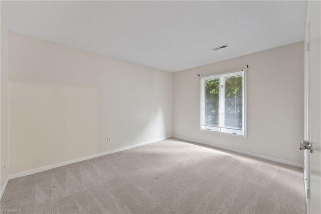 2513 Cottage Place, Greensboro, NC 27455