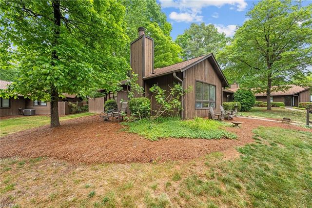 2513 Cottage Place, Greensboro, NC 27455