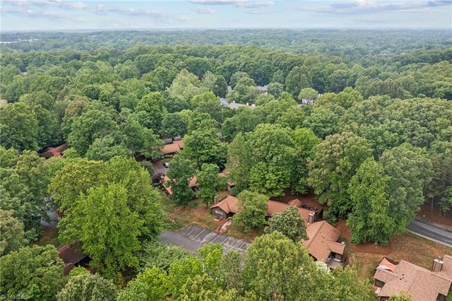 2513 Cottage Place, Greensboro, NC 27455