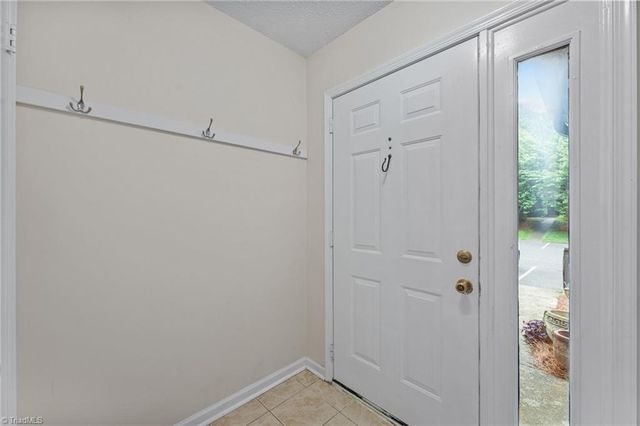 2513 Cottage Place, Greensboro, NC 27455