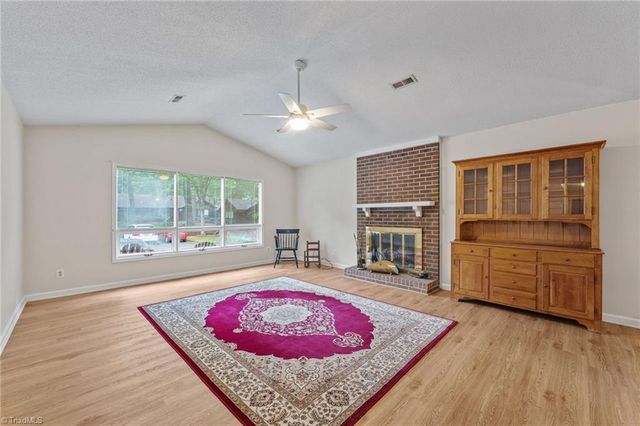 2513 Cottage Place, Greensboro, NC 27455
