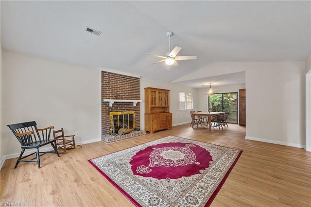 2513 Cottage Place, Greensboro, NC 27455