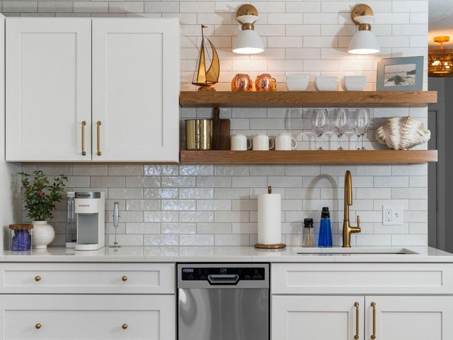 2211 N US-31, East Bay Twp, MI 49686