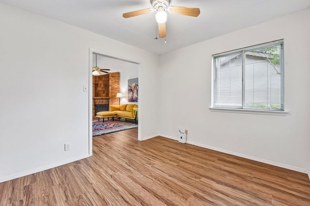1413 W Braker LN B, Austin, TX 78758