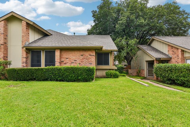 1413 W Braker LN B, Austin, TX 78758