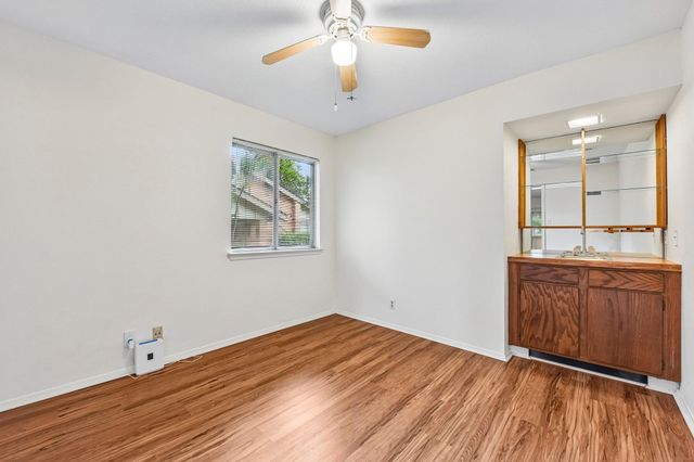 1413 W Braker LN B, Austin, TX 78758