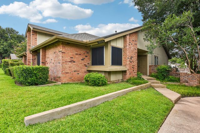 1413 W Braker LN B, Austin, TX 78758