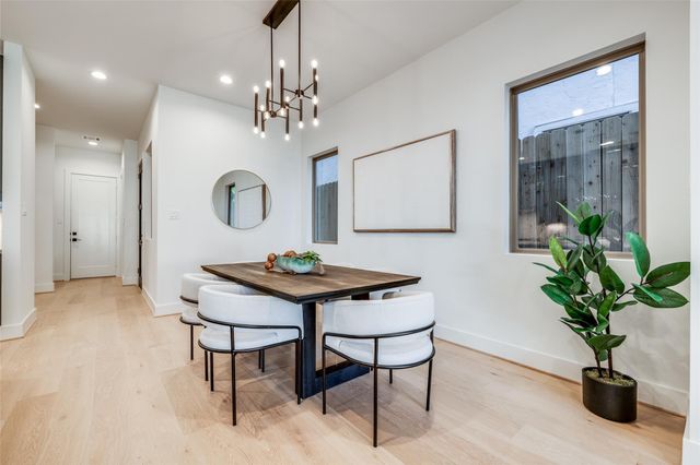 3909 Driscoll Street, Houston, TX 77098