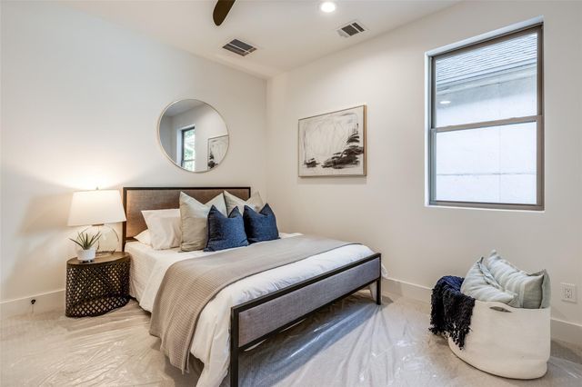 3909 Driscoll Street, Houston, TX 77098