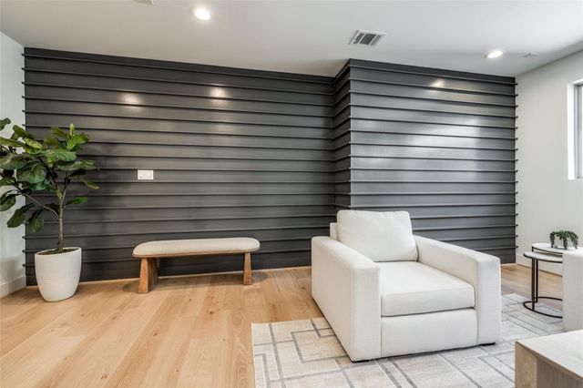 3909 Driscoll Street, Houston, TX 77098