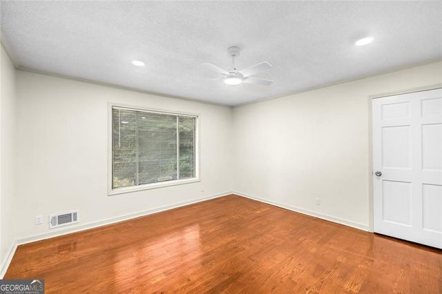 234 Shadow Lake Drive SW, Lilburn, GA 30047