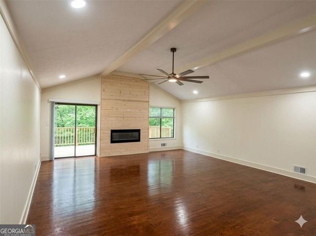 234 Shadow Lake Drive SW, Lilburn, GA 30047