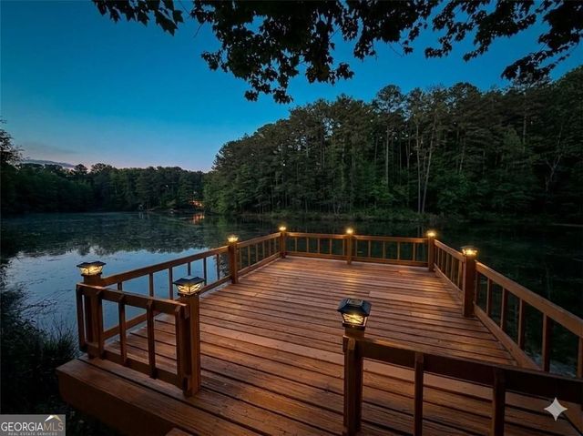 234 Shadow Lake Drive SW, Lilburn, GA 30047