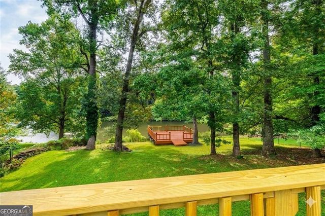 234 Shadow Lake Drive SW, Lilburn, GA 30047