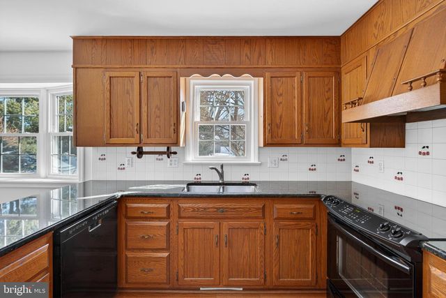 3710 LITTLE MAC DR, Landisville, PA 17538