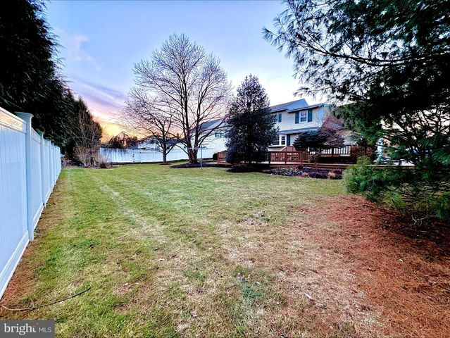 3710 LITTLE MAC DR, Landisville, PA 17538