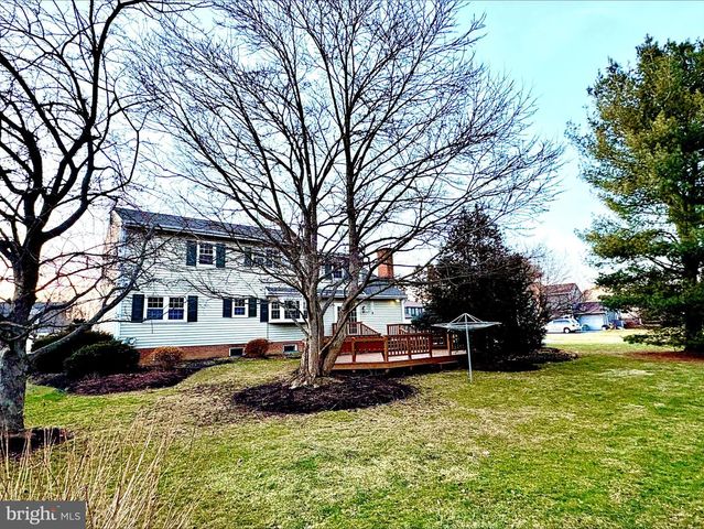 3710 LITTLE MAC DR, Landisville, PA 17538