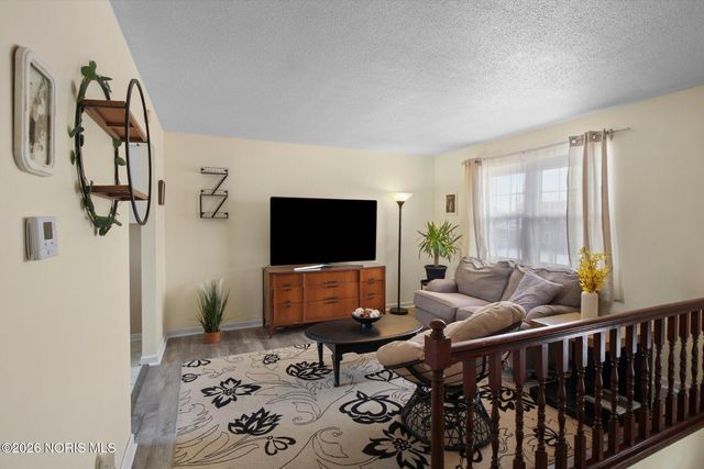 2611 Coveview Drive, Toledo, OH 43611