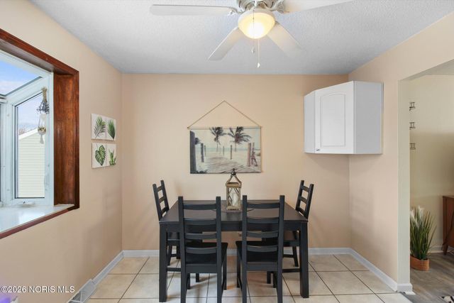 2611 Coveview Drive, Toledo, OH 43611