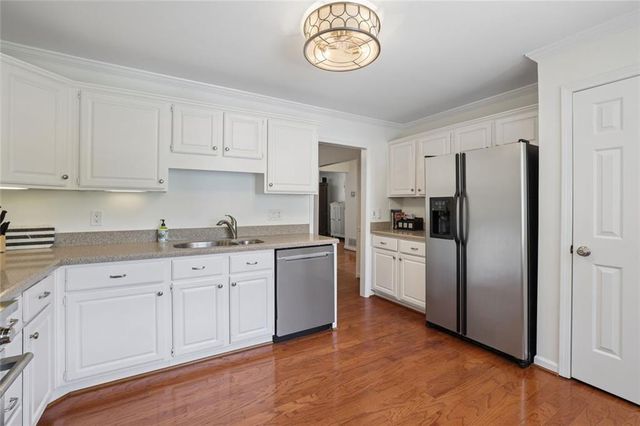 13 Sycamore Station, Decatur, GA 30030
