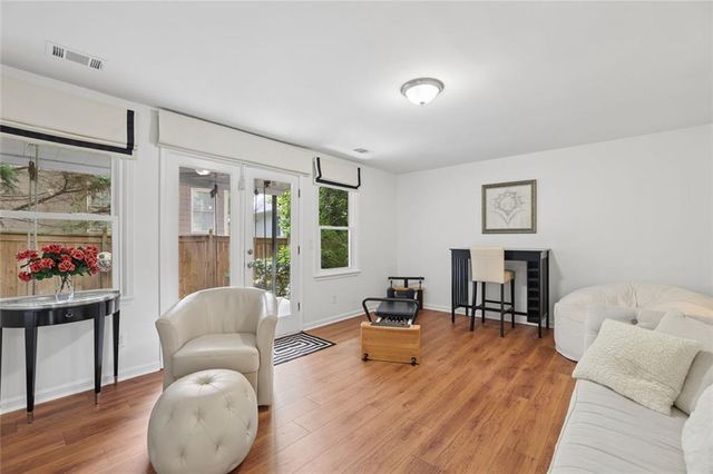 13 Sycamore Station, Decatur, GA 30030