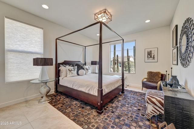 28216 N CROOK Court, Rio Verde, AZ 85263