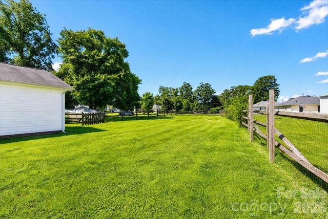 46 Linford Street, Belmont, NC 28012