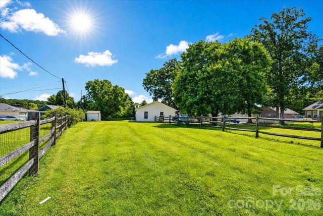 46 Linford Street, Belmont, NC 28012