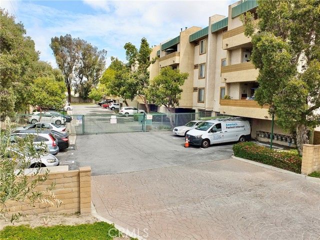 12121 Centralia Street 206, Lakewood, CA 90715