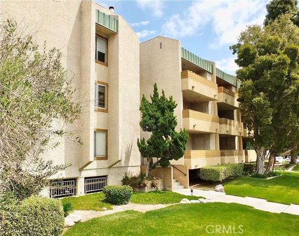 12121 Centralia Street 206, Lakewood, CA 90715