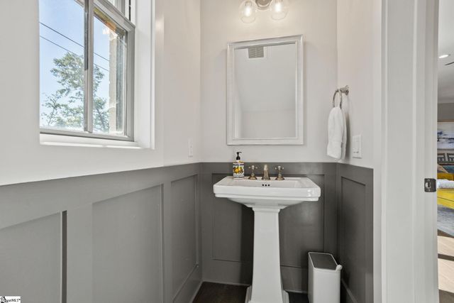 101 Gower Street, Greenville, SC 29601