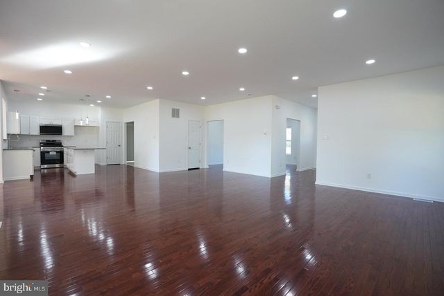 3111 S EAST BLVD, Vineland, NJ 08360