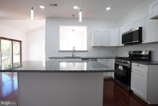 3111 S EAST BLVD, Vineland, NJ 08360