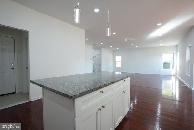 3111 S EAST BLVD, Vineland, NJ 08360