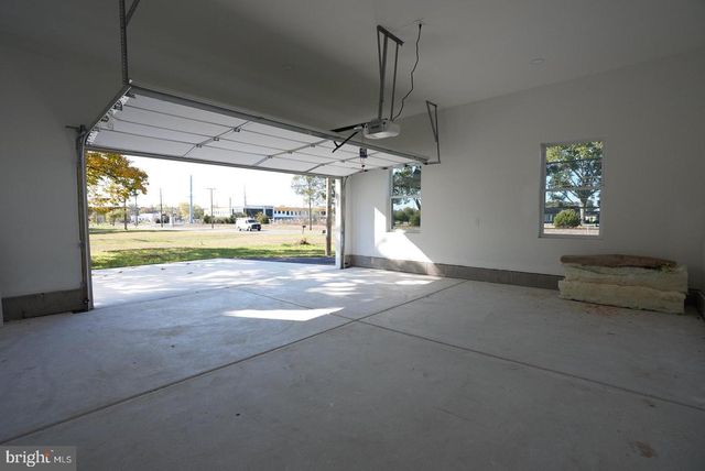 3111 S EAST BLVD, Vineland, NJ 08360