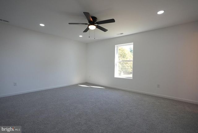 3111 S EAST BLVD, Vineland, NJ 08360