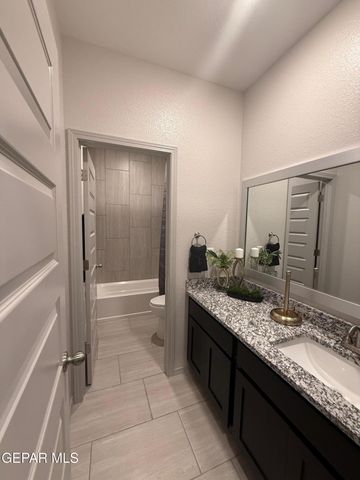 10720 Jay Novacek Street, El Paso, TX 79924