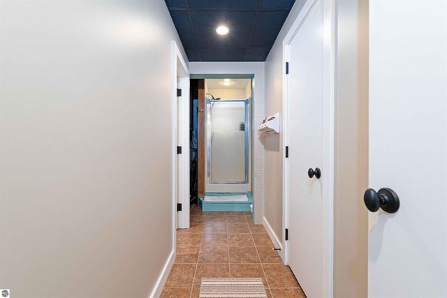 9459 N Long Lake Road, Traverse City, MI 49685