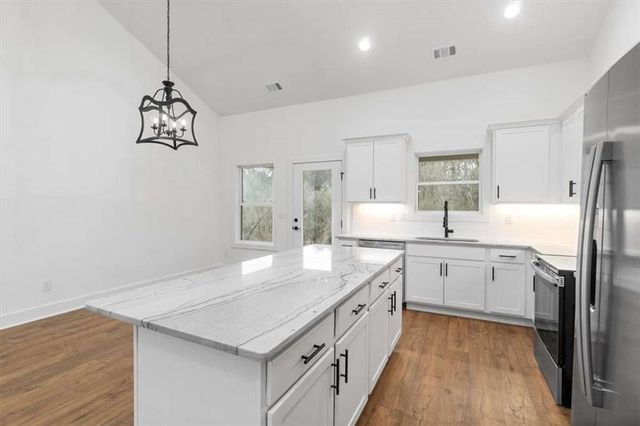 118 Henson Drive, Monroe, GA 30655