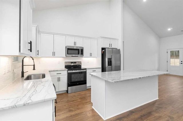 118 Henson Drive, Monroe, GA 30655