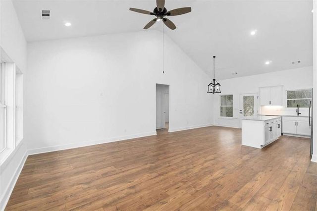 118 Henson Drive, Monroe, GA 30655