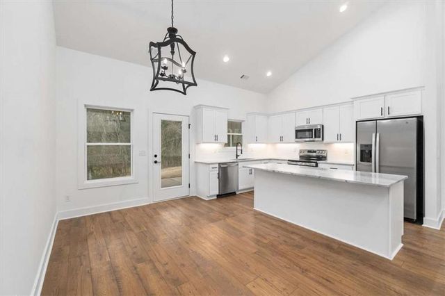 118 Henson Drive, Monroe, GA 30655