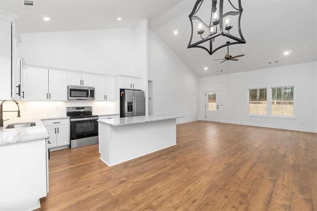 118 Henson Drive, Monroe, GA 30655