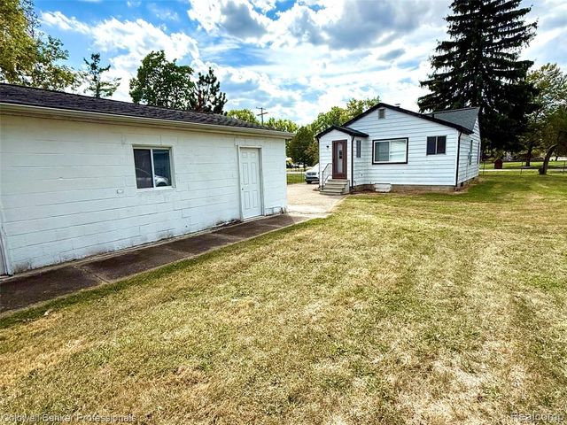 1716 Milverton Drive, Troy, MI 48083