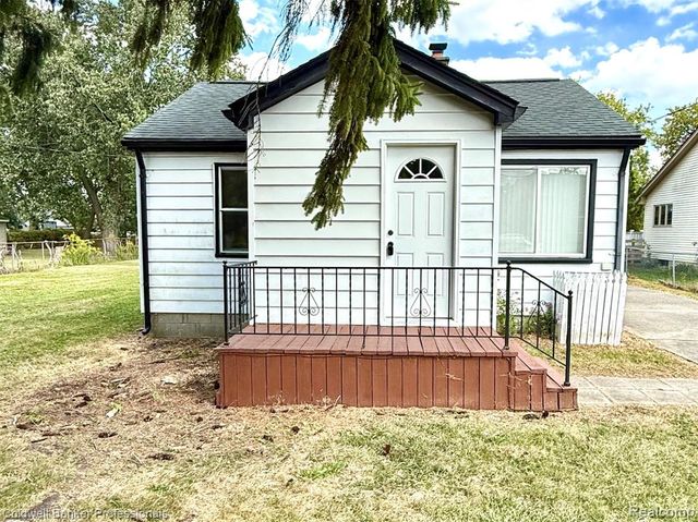 1716 Milverton Drive, Troy, MI 48083