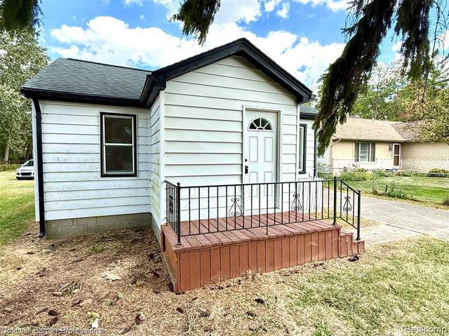 1716 Milverton Drive, Troy, MI 48083