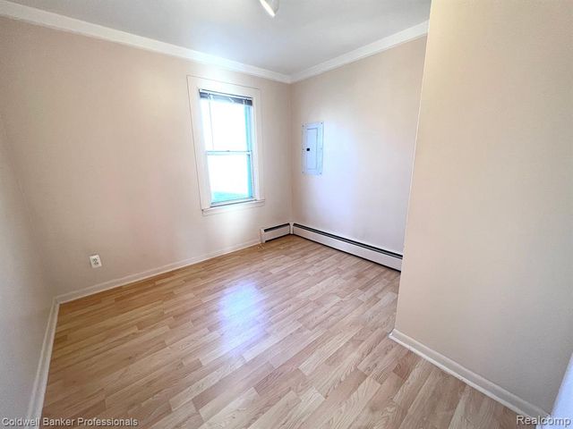 1716 Milverton Drive, Troy, MI 48083