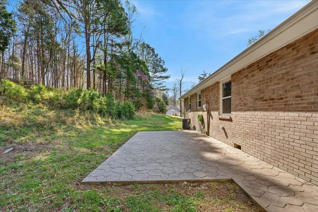 5075 Logan Rd, Cunningham, TN 37052