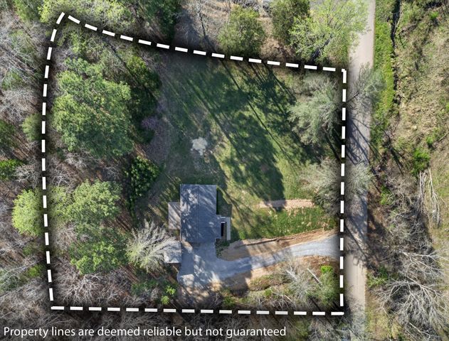 5075 Logan Rd, Cunningham, TN 37052