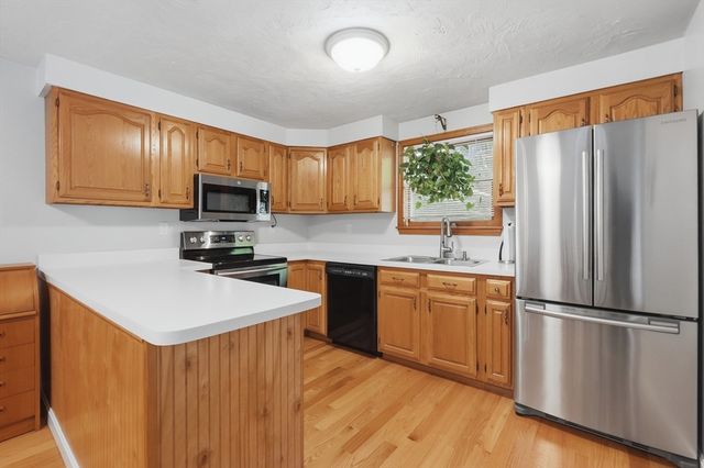 30 Golden Hills Road, Saugus, MA 01906